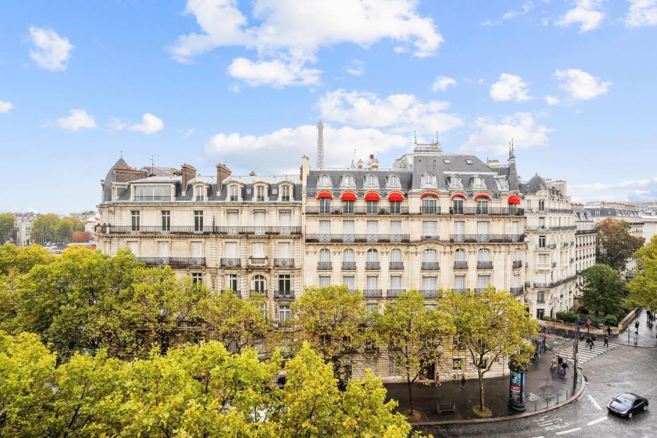 Magnificent Luxury Penthouse Apartment In A Prestigious Neighborhood Of Paris With A Eiffel Tower View From Balcony Short Walk To Palais Galliera And Avenue Montaigne Fashion Stores Esterno foto